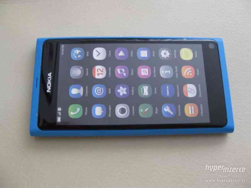 Nokia N9 - dotykový mobilní telefon s operačním syst. MeeGo - foto 14
