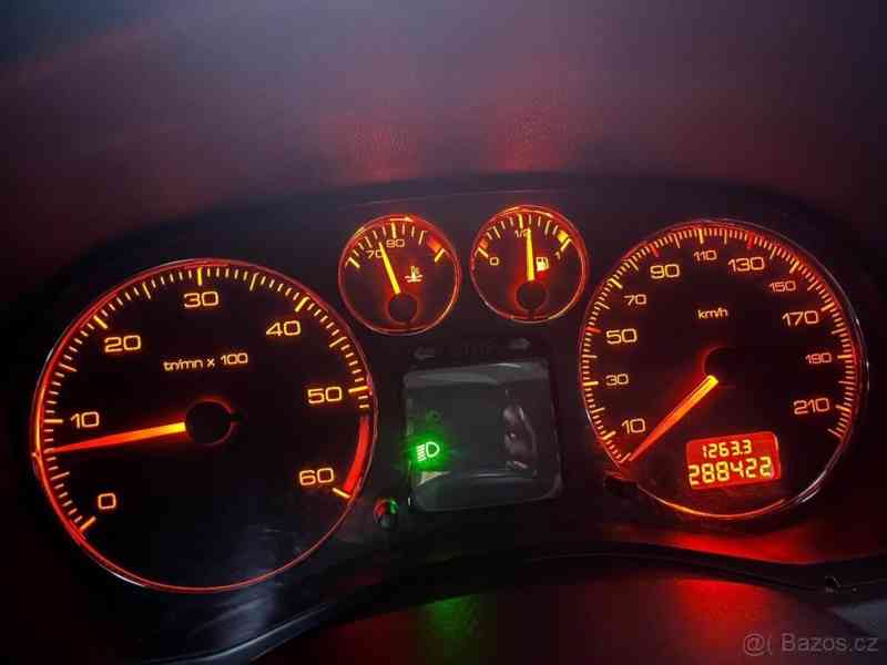 Peugeot 307 2,0 HDI 100kW - 7-míst,topení WEBA - foto 13