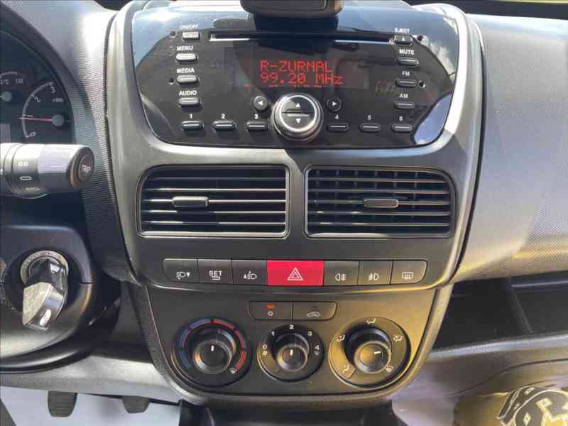 Opel Combo 1,3 CDTi KLIMA,NAVI,PDC - foto 10