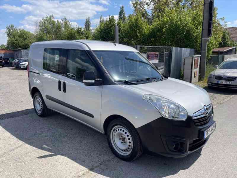 Opel Combo 1,3 CDTi KLIMA,NAVI,PDC - foto 2