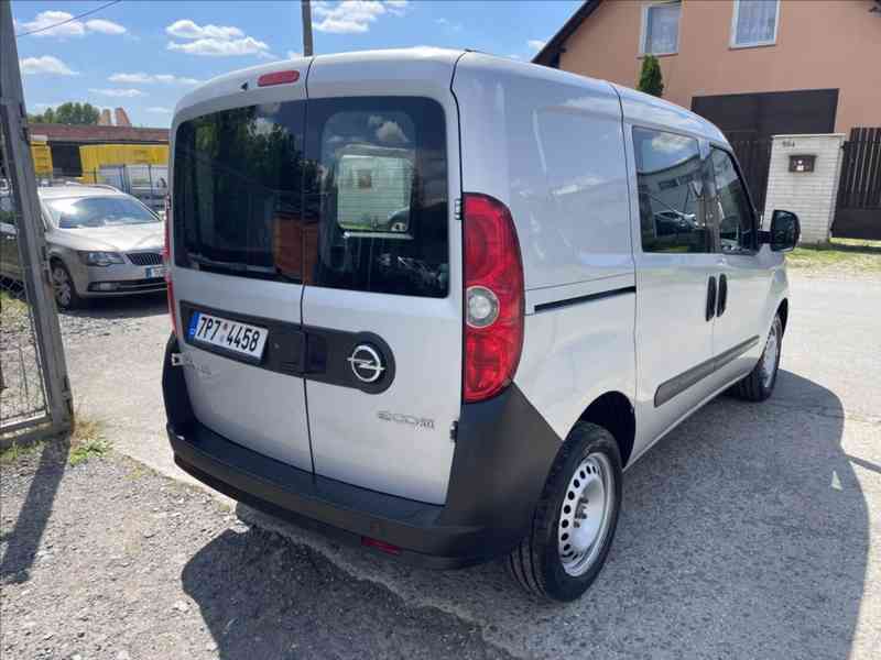 Opel Combo 1,3 CDTi KLIMA,NAVI,PDC - foto 3