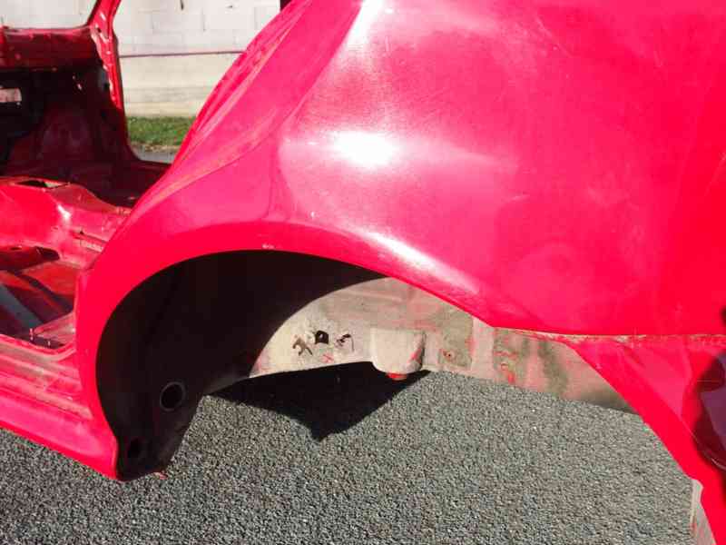 Havarovaná karoserie Škoda Octavia I hatchback - foto 18