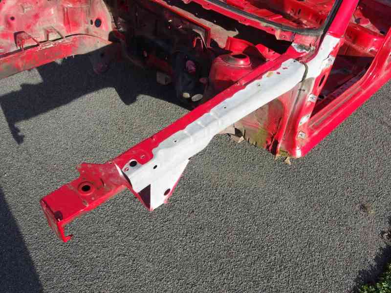 Havarovaná karoserie Škoda Octavia I hatchback - foto 15