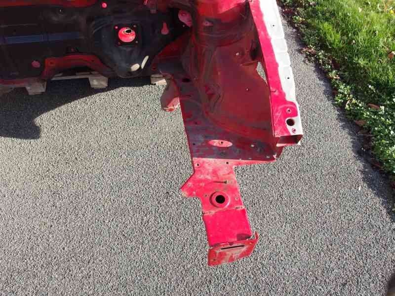 Havarovaná karoserie Škoda Octavia I hatchback - foto 14