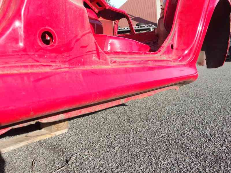 Havarovaná karoserie Škoda Octavia I hatchback - foto 17