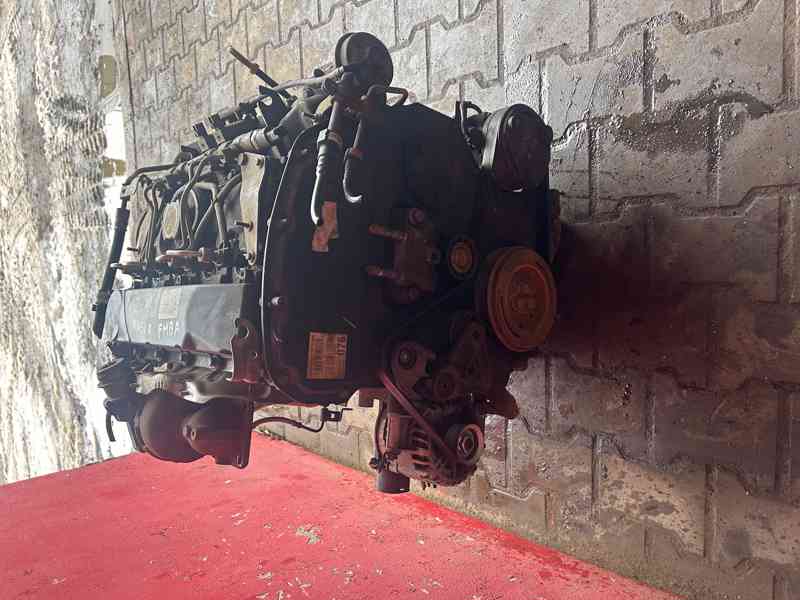 Motor 2,0TDCI 96KW Ford Mondeo FMBA kompletní - foto 2