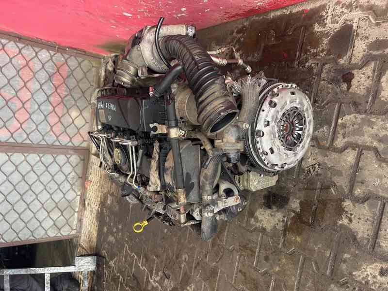 Motor 2,0TDCI 96KW Ford Mondeo FMBA kompletní - foto 3