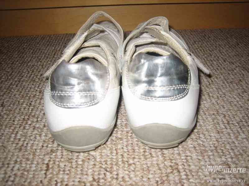 Nové boty Bata - foto 3