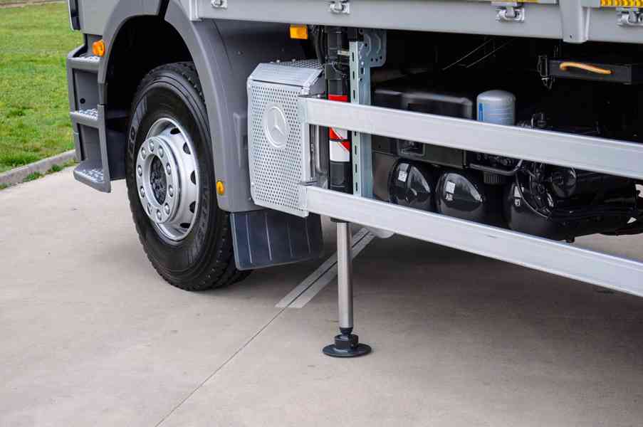 MERCEDES AXOR 1829 VALNÍK + HYDRAULICKÁ RUKA EURO5 - foto 102