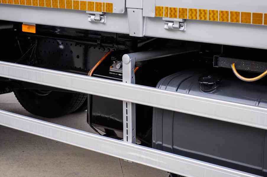 MERCEDES AXOR 1829 VALNÍK + HYDRAULICKÁ RUKA EURO5 - foto 16