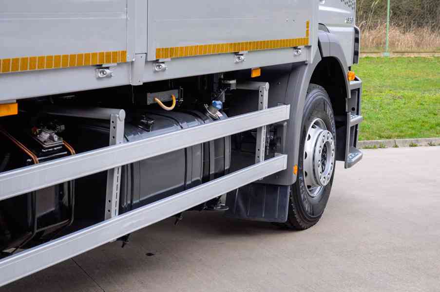 MERCEDES AXOR 1829 VALNÍK + HYDRAULICKÁ RUKA EURO5 - foto 20