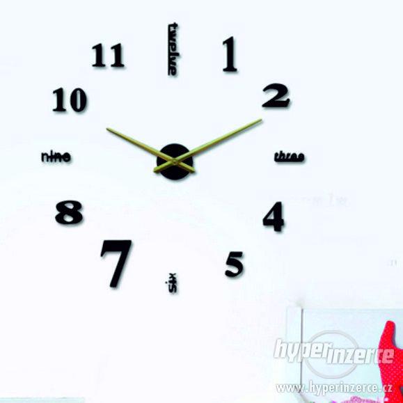 Moderní nástěnné hodiny farebné 3D  130 cm 015S červena - foto 4
