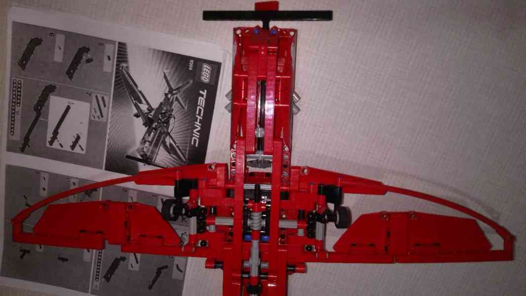 Lego Technics: Letadlo, Bagr, Jeřáb, figurky, autíčka, fekál - foto 10