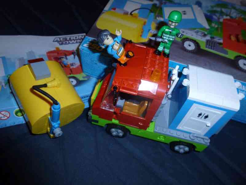 Lego Technics: Letadlo, Bagr, Jeřáb, figurky, autíčka, fekál - foto 37