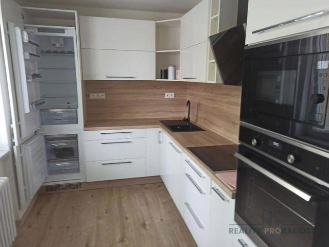 Pronájem bytu 2+153 m², Elišky Krásnohorské, Havířov-Podlesí - foto 4