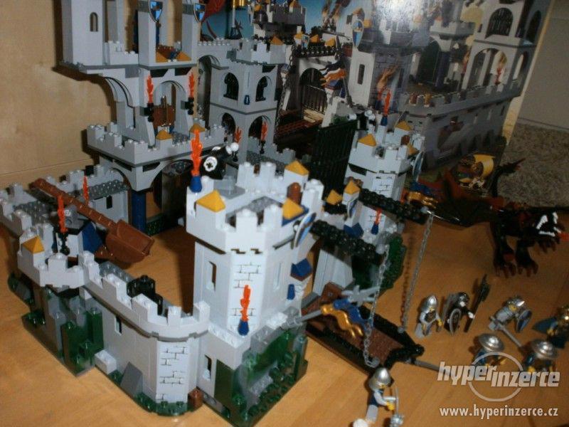 LEGO 7094 HRADY - Obrana královského hradu - foto 3
