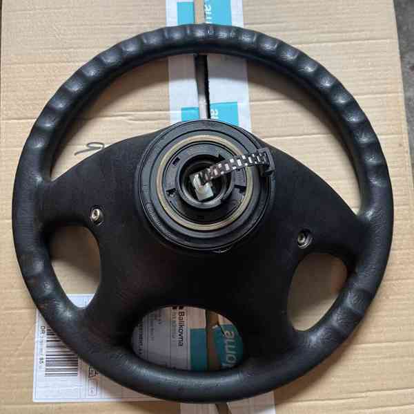 Čtyřramenný volant ŠKODA FELICIA s airbagem - foto 4