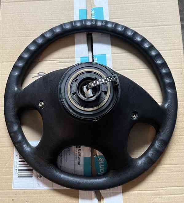 Čtyřramenný volant ŠKODA FELICIA s airbagem - foto 3