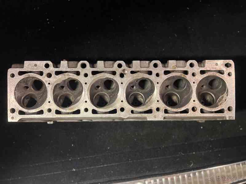 Hlava motoru BMW – M20B25 (E30/E34) - foto 8