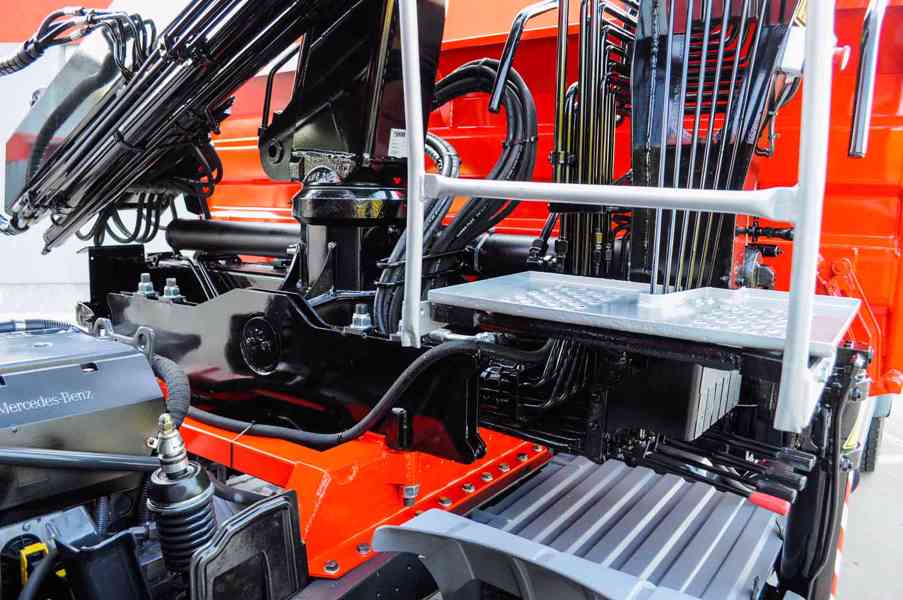MERCEDES ATEGO 1222 TŘÍSTRANNÝ SKLÁPĚČ + HYDRAULICKÁ RUKA - foto 75