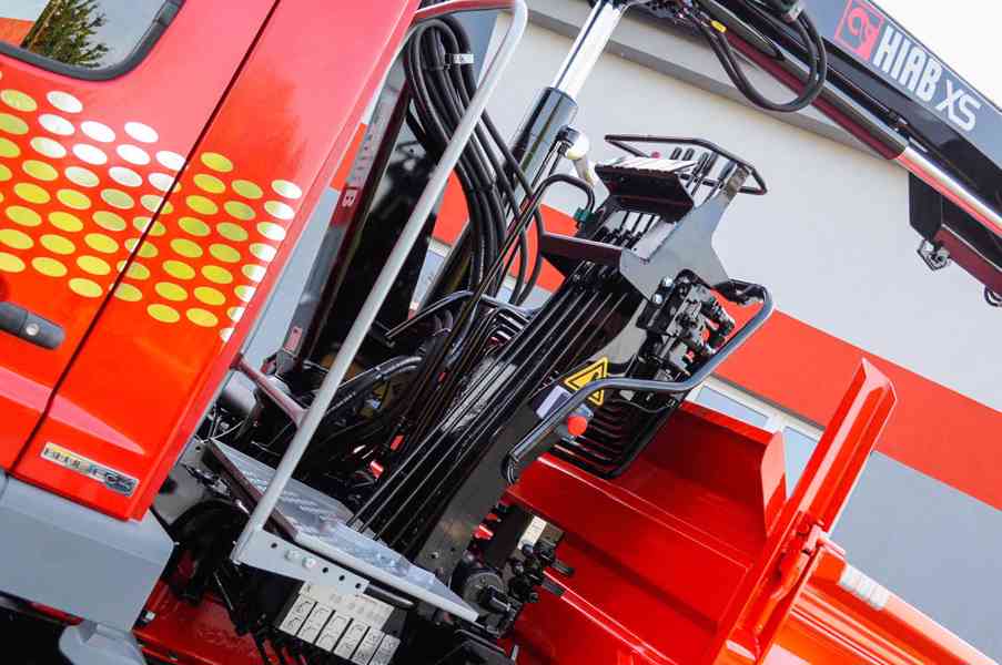 MERCEDES ATEGO 1222 TŘÍSTRANNÝ SKLÁPĚČ + HYDRAULICKÁ RUKA - foto 106