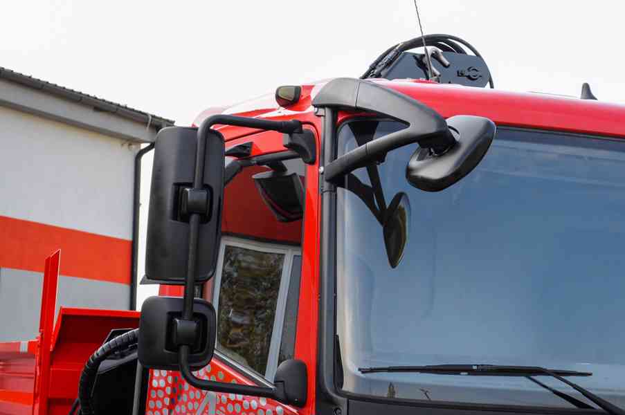 MERCEDES ATEGO 1222 TŘÍSTRANNÝ SKLÁPĚČ + HYDRAULICKÁ RUKA - foto 38