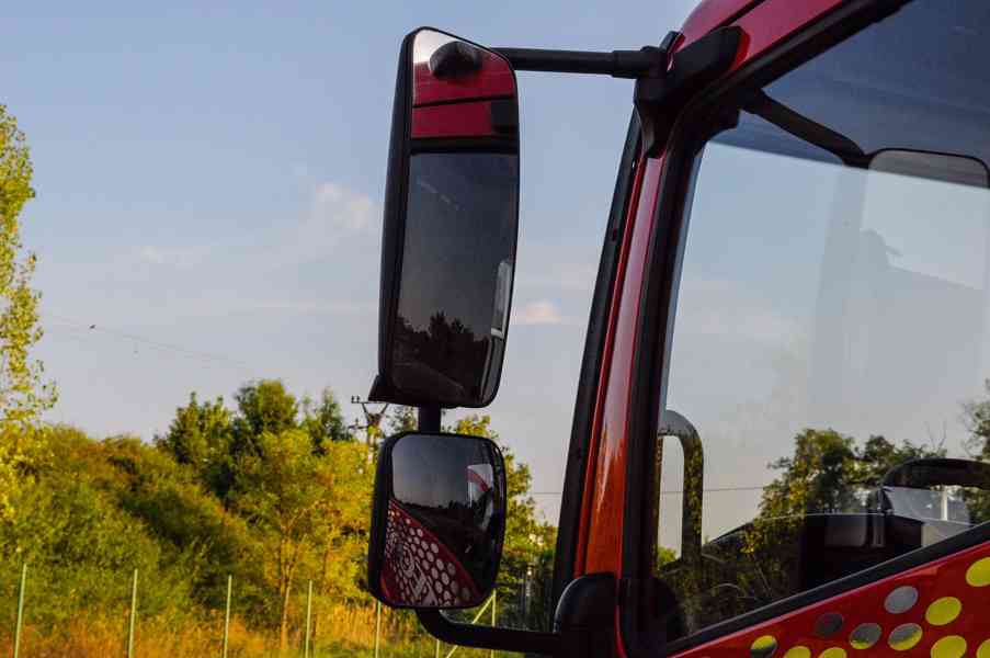 MERCEDES ATEGO 1222 TŘÍSTRANNÝ SKLÁPĚČ + HYDRAULICKÁ RUKA - foto 34