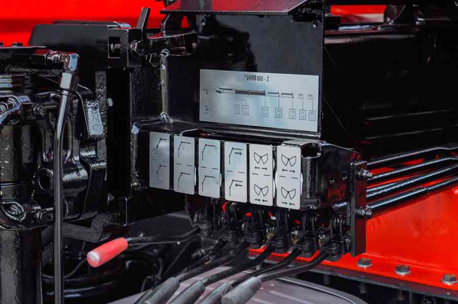 MERCEDES ATEGO 1222 TŘÍSTRANNÝ SKLÁPĚČ + HYDRAULICKÁ RUKA - foto 98