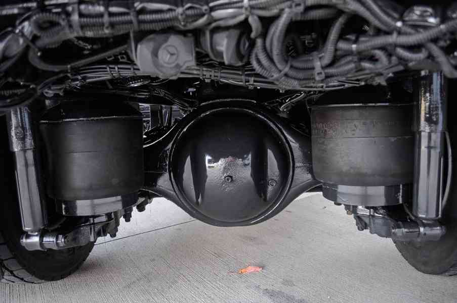 MERCEDES ATEGO 1222 TŘÍSTRANNÝ SKLÁPĚČ + HYDRAULICKÁ RUKA - foto 21
