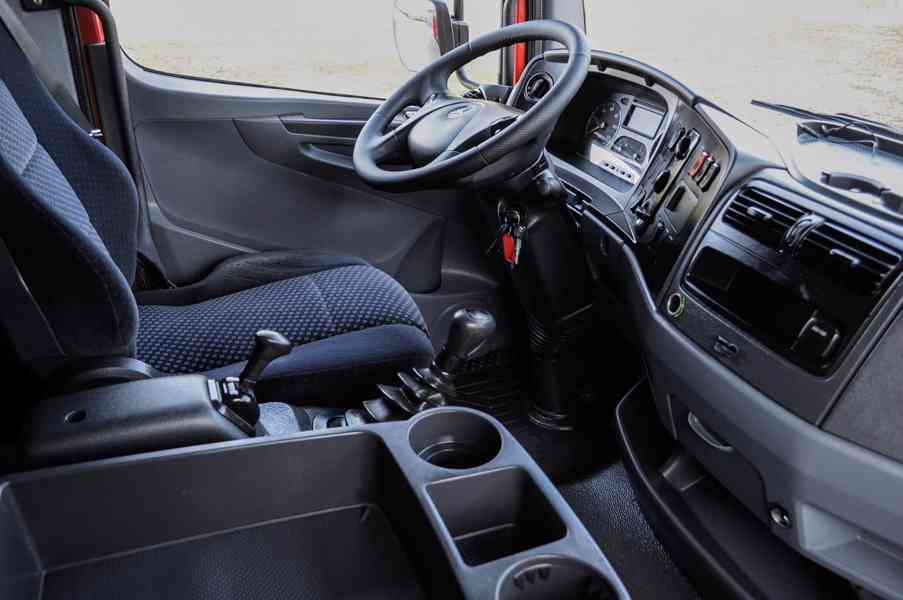MERCEDES ATEGO 1222 TŘÍSTRANNÝ SKLÁPĚČ + HYDRAULICKÁ RUKA - foto 43