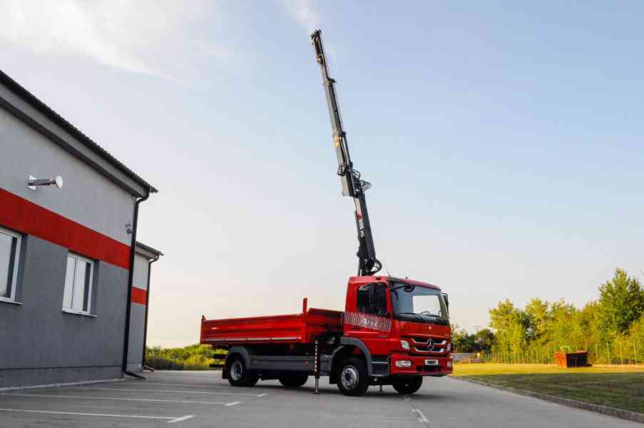 MERCEDES ATEGO 1222 TŘÍSTRANNÝ SKLÁPĚČ + HYDRAULICKÁ RUKA - foto 107