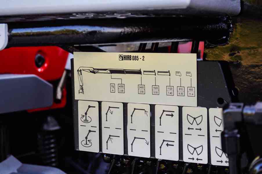 MERCEDES ATEGO 1222 TŘÍSTRANNÝ SKLÁPĚČ + HYDRAULICKÁ RUKA - foto 29
