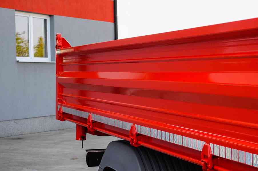 MERCEDES ATEGO 1222 TŘÍSTRANNÝ SKLÁPĚČ + HYDRAULICKÁ RUKA - foto 15