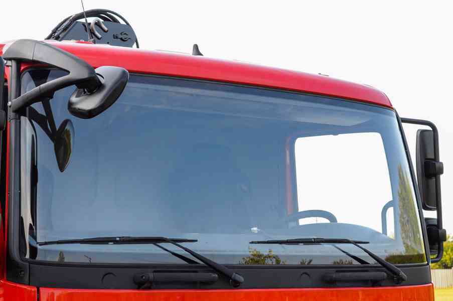 MERCEDES ATEGO 1222 TŘÍSTRANNÝ SKLÁPĚČ + HYDRAULICKÁ RUKA - foto 37