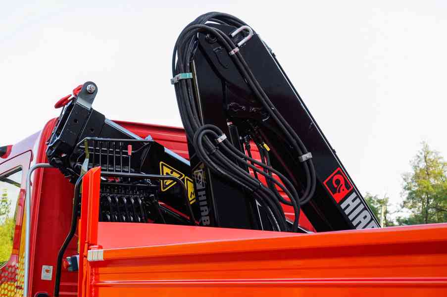 MERCEDES ATEGO 1222 TŘÍSTRANNÝ SKLÁPĚČ + HYDRAULICKÁ RUKA - foto 26
