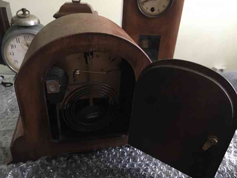 Staré dřevěné hodiny - foto 2