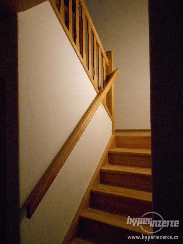 schody dřevěné - foto 1