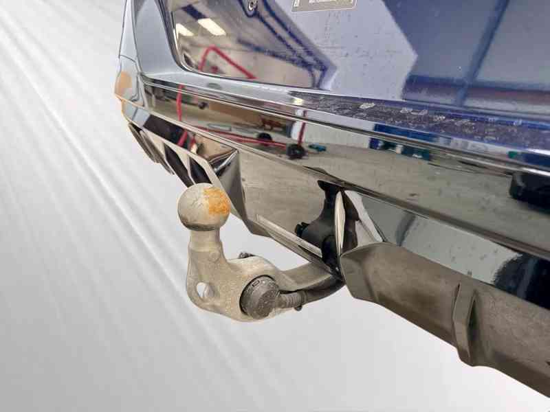 BMW X3 M50 Individual Ventilace Nezávislé t.PANO Tažné HUD  - foto 15