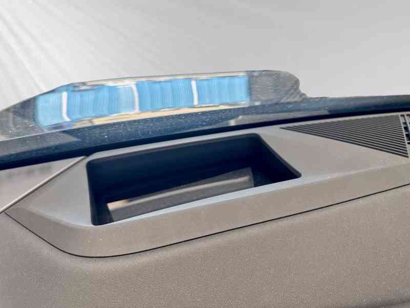 BMW X3 M50 Individual Ventilace Nezávislé t.PANO Tažné HUD  - foto 13