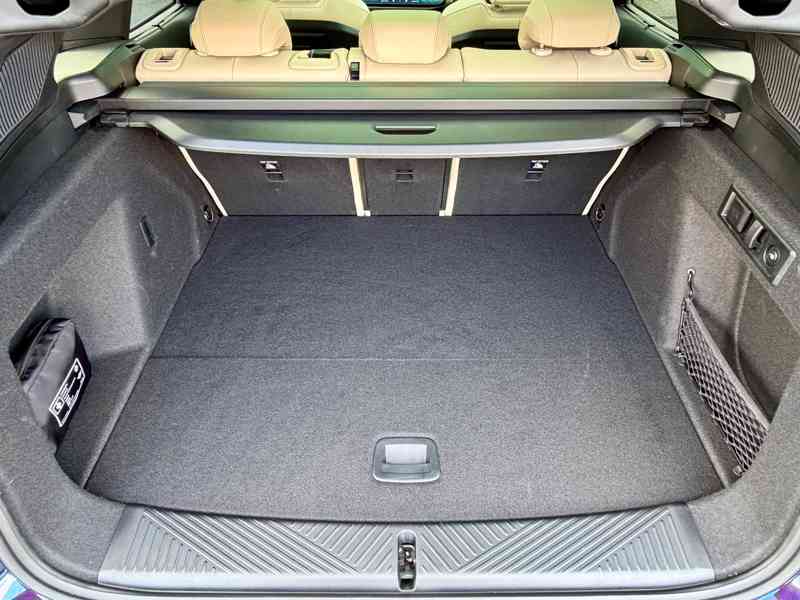 BMW X3 M50 INDIVIDUAL Ventilace Nezávislé t.PANO Tažné HUD  - foto 19