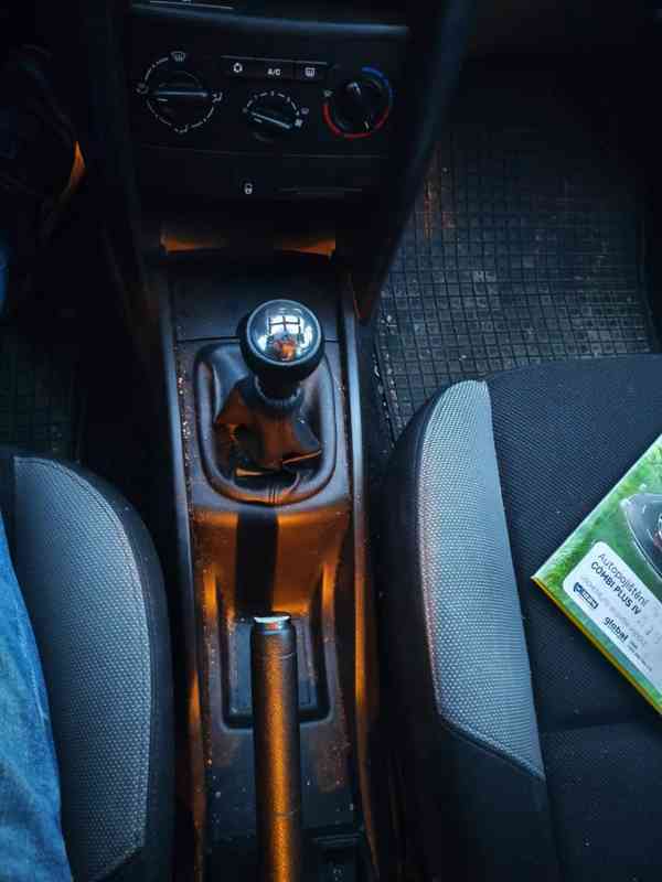 Peugeot 207 1.6 SW - foto 7