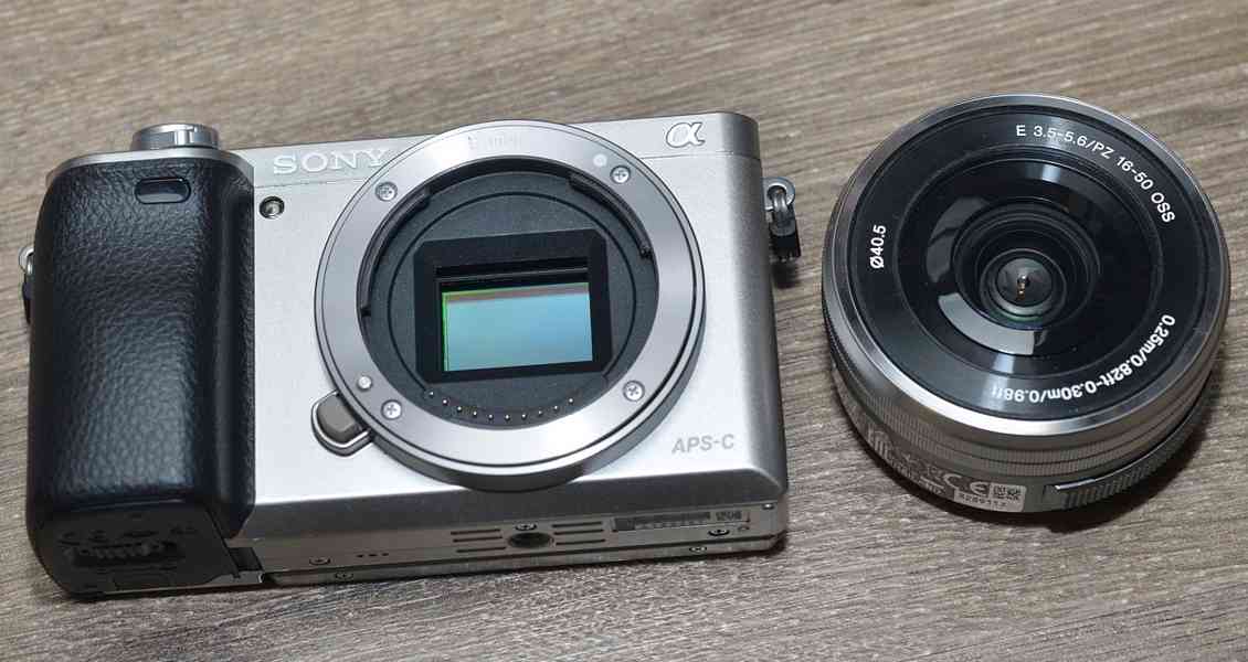 Sony A6000 + 16-50mm 24 Mpx*Full HDV*WIFI*5900 Exp - foto 4