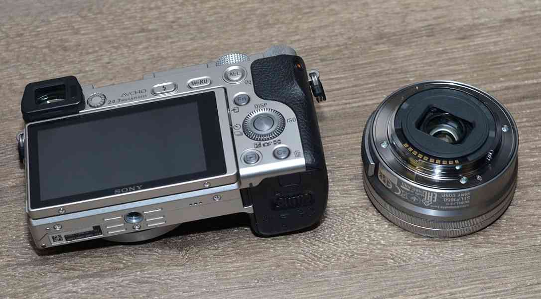 Sony A6000 + 16-50mm 24 Mpx*Full HDV*WIFI*5900 Exp - foto 5