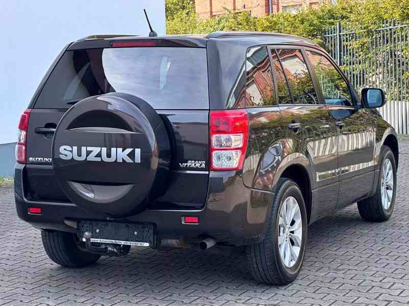 Suzuki Grand Vitara 2.4i Evolution AUT. benzín 124kw - foto 9