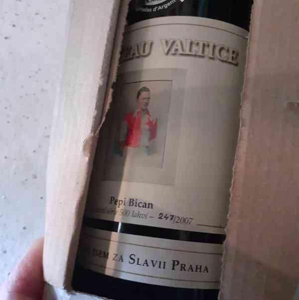 Slavia Chardonnay, výběr z hroznů 2006, Pepi Bican, 247/500 - foto 2