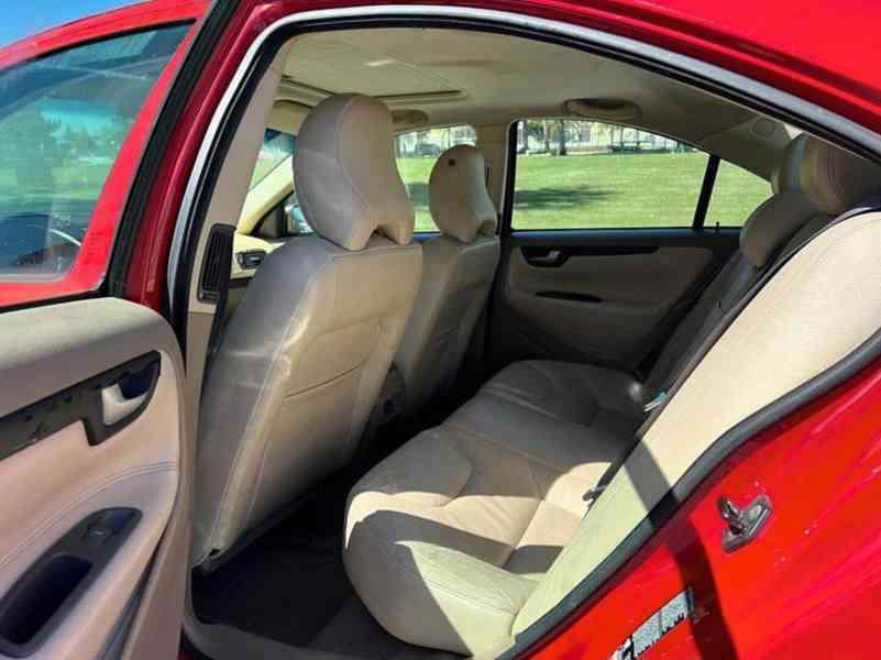 Cenově dostupná vozidla - foto 7