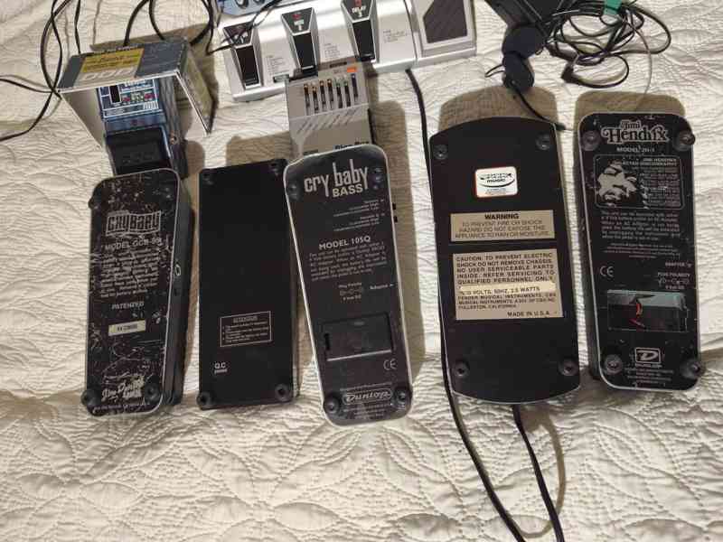 BOSS kytarové pedály  - foto 7