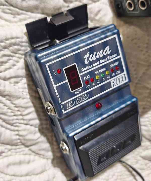 BOSS kytarové pedály  - foto 5