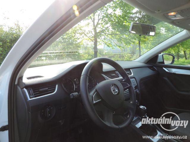 Škoda Octavia 1.4, benzín, rok 2015 - foto 6