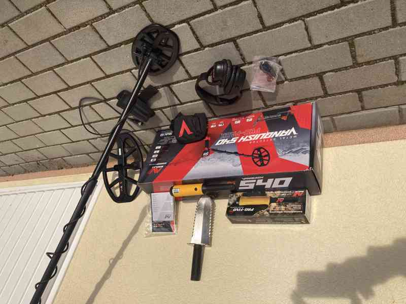 Prodám detektor kovů Minelab - Vanquish 540  - foto 2